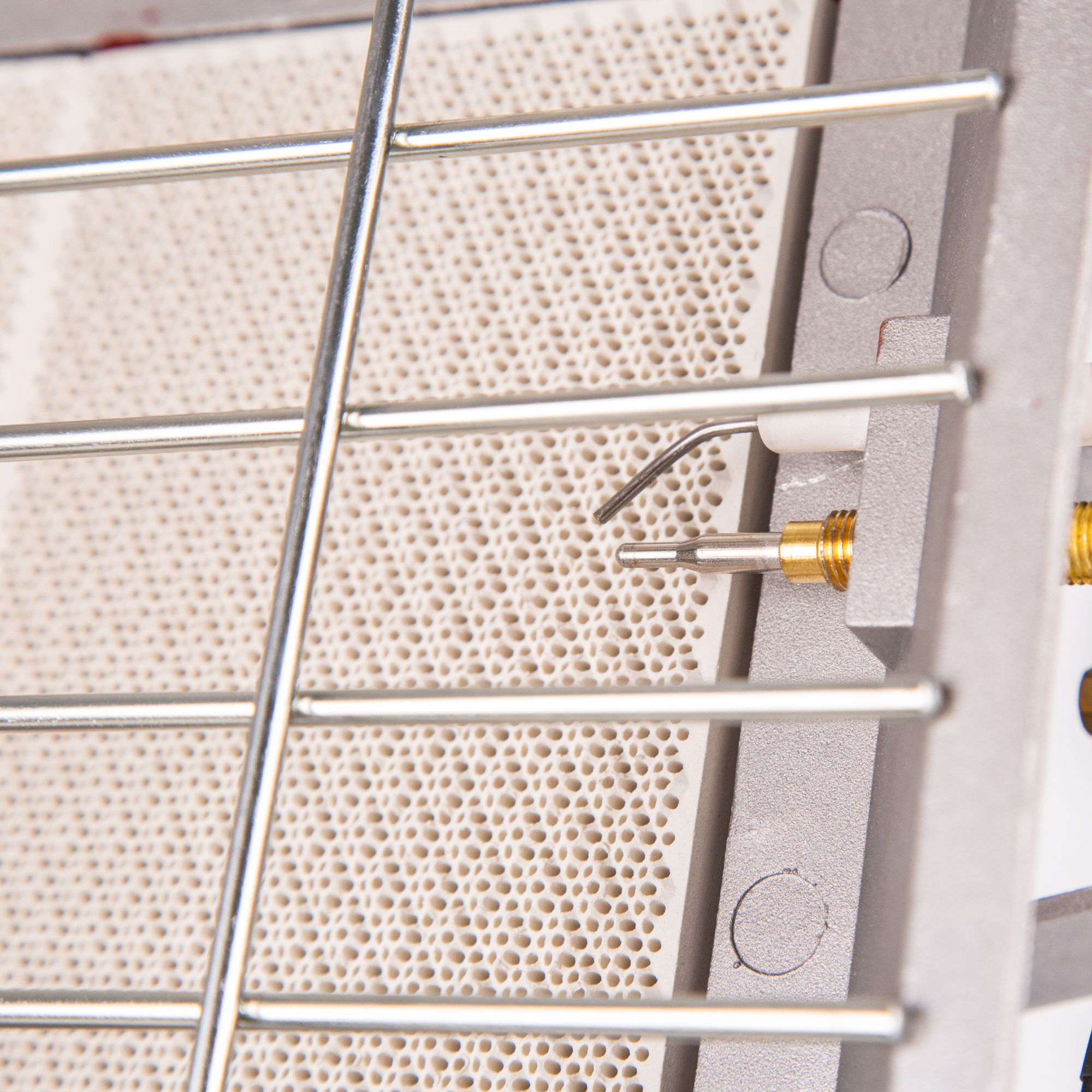 B-Ware Gazcamp Gasstrahler Heizstrahler mit Zündsicherung und Piezo 4,2 KW