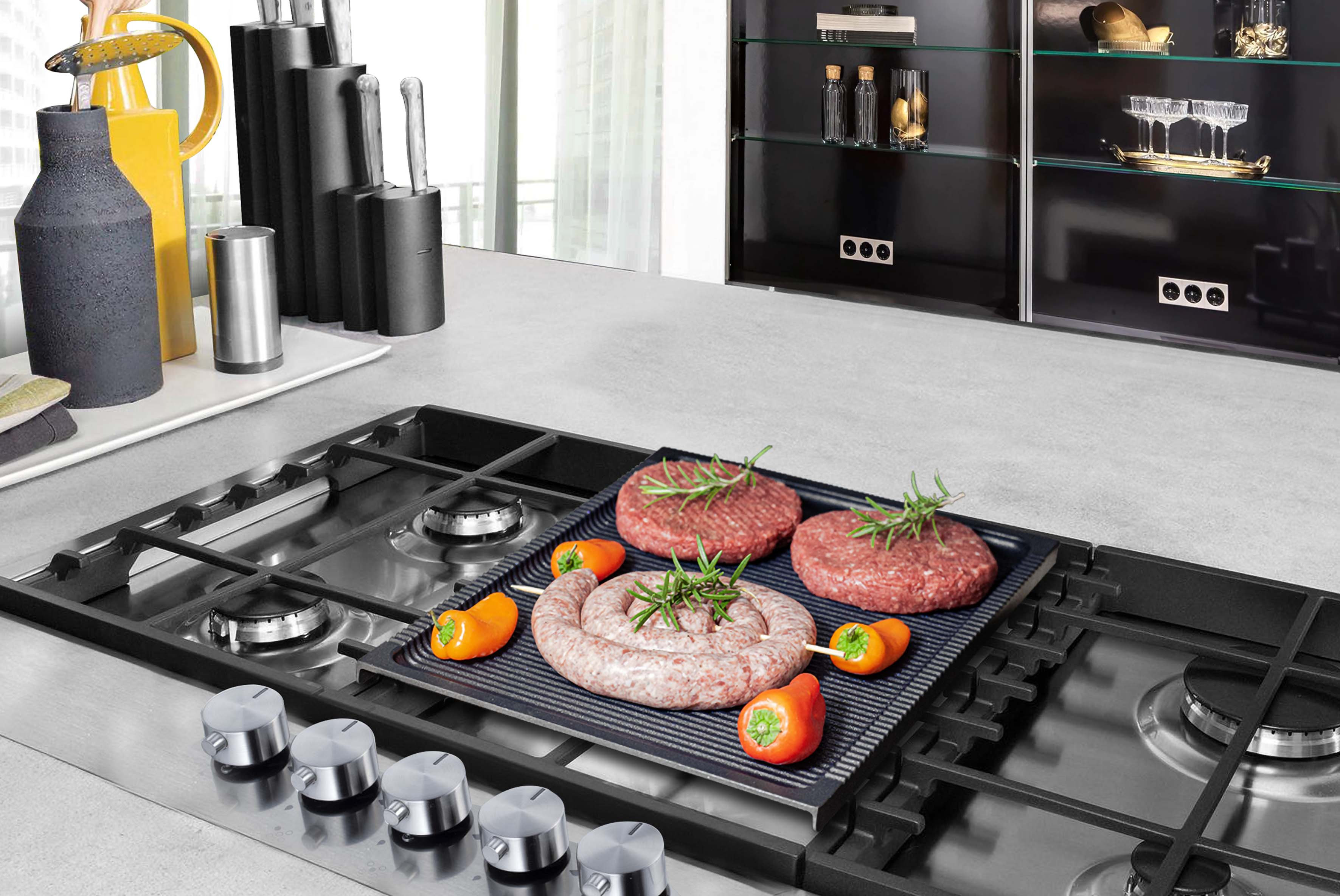 Parker Zweiflamm Gaskocher mit Zündsicherung weiß + Parker Maria R Grillplatte aus Aluminiumguss