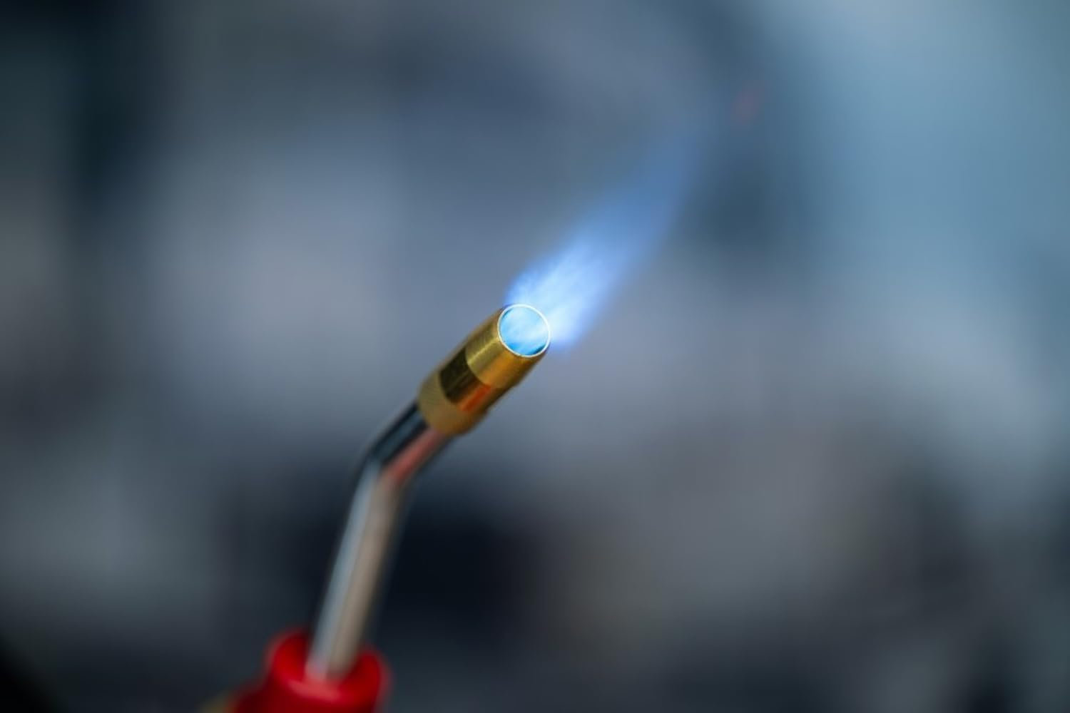 Rothenberger Industrial Multibrenner Set mit 1,35 m Propan-Gasschlauch zum Anschluss an Schraubgaskartusche 7/16“EU | Lötgerät zum Hart- und Weichlöten