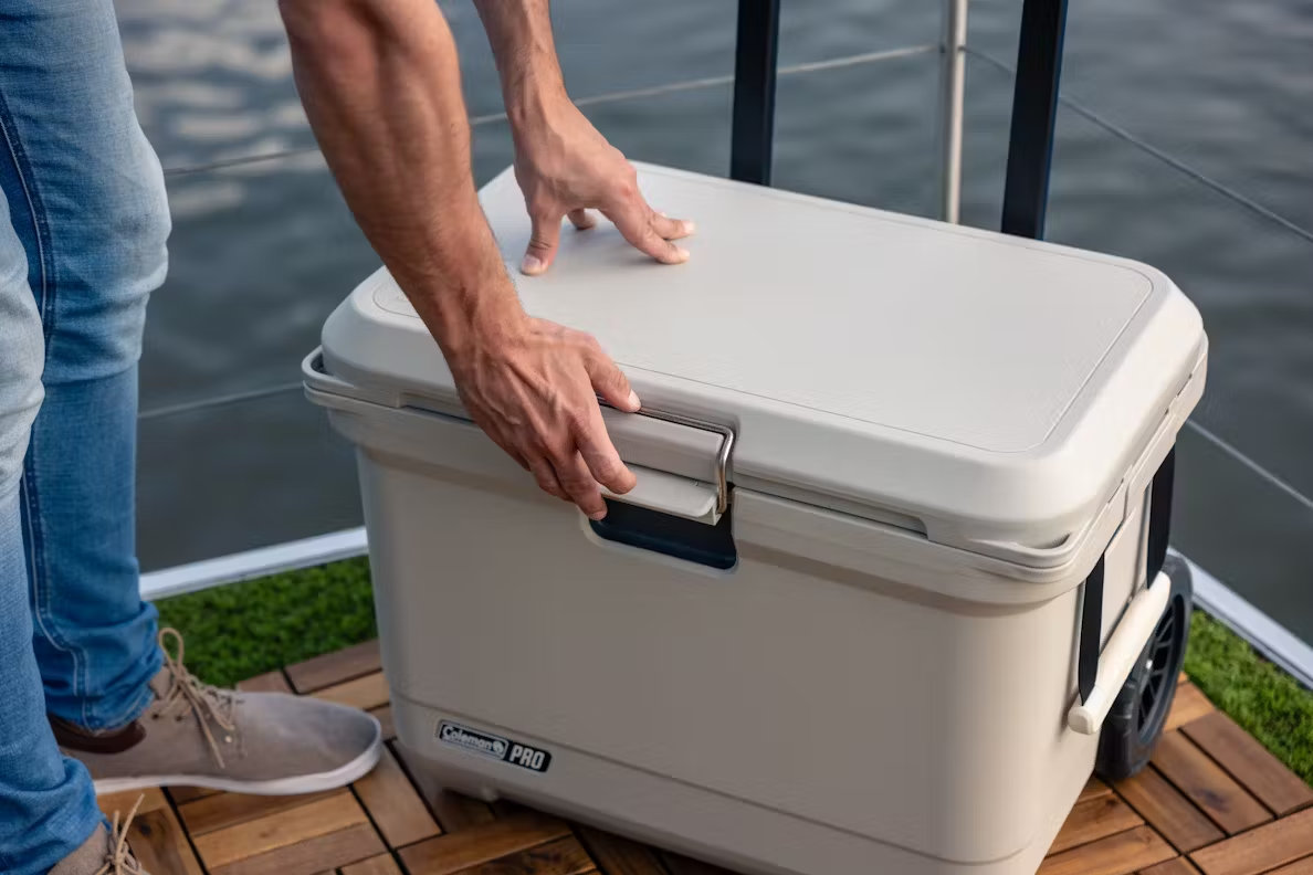 Coleman Pro 55QT Kühlbox