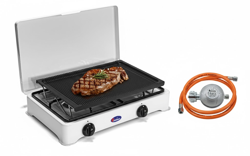 Parker Gaskocher – 2-flammig, Campingkocher, weiß mit Deckel + Parker Maria R Grillplatte aus Aluminiumguss